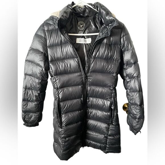 American Eagle Outfitters Jackets & Blazers - American Eagle Puffer Down Coat Black Size Small